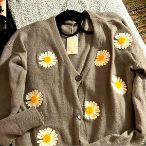 Size XXL. Tags still on it